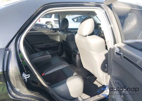 2010 Chrysler 300C V8 from USA, damaged, VIN 2C3CA9CT7AH266198